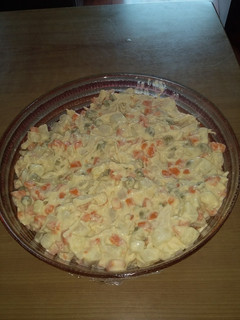 Una foto de Ensalada Rusa (de pollo) (Navideña)