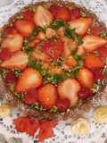 Crostata morbida alla crema pasticcera e fragole