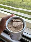 Bolo de caneca de banana proteico