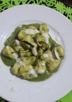 A picture of Ricotta Gnocchi with Zucchini.