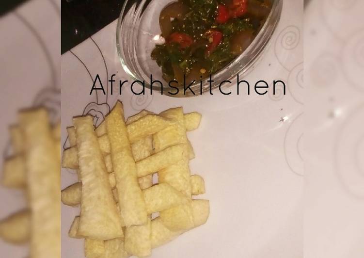 Recipe of Great Fried yam and spinach sauce Cooking Basics for Beginners