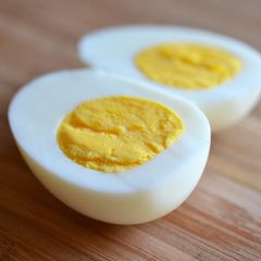 A picture of A perfectly hard boiled egg.