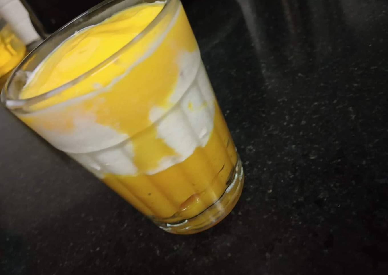 Mango smoothie