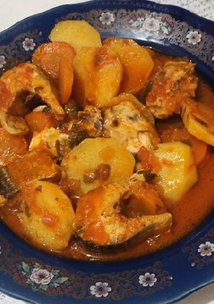 صورة لوصفة طبق السمك مع الخضار