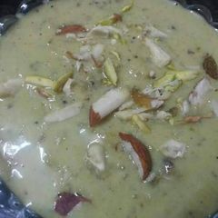 A picture of Roti rabdi.