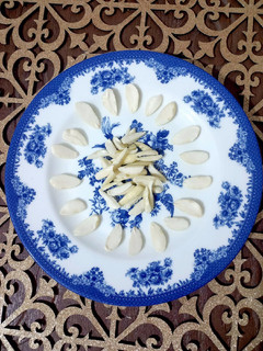 عکسی از دستور خلال و پرک بادام