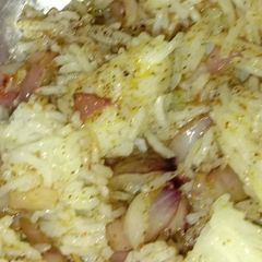 A picture of Onion Rice.
