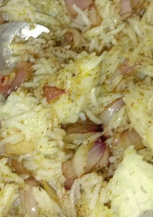 A picture of Onion Rice.