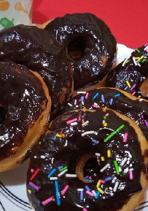 A picture of Doughnuts.