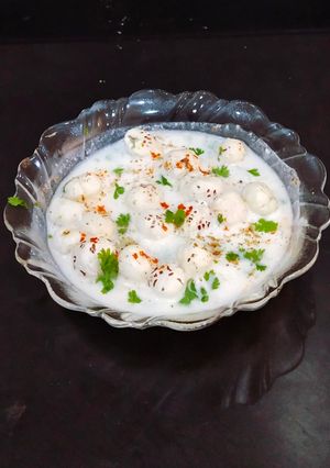 A picture of Makhana Raita.