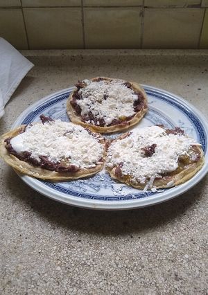 Una foto de Sopes tradicionales