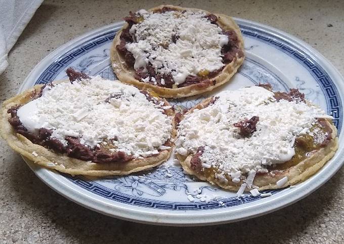 Sopes tradicionales Receta de Andres1516- Cookpad