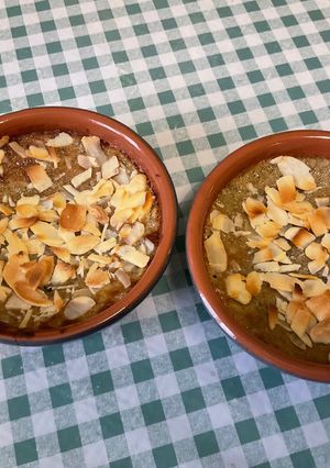 Une photo de Petites crèmes aux œufs à la vanille, cannelle et amandes