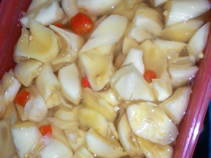 Bagaimana Menyiapkan Asinan salak simple yang Lezat Sekali