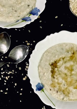 A picture of Oats Honey Kheer.
