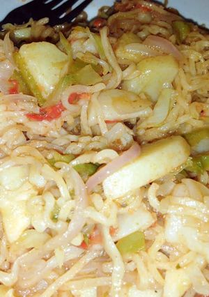 A picture of Veg noddles.
