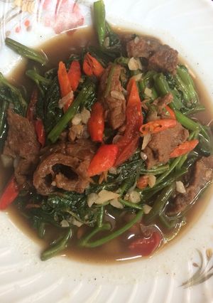 Foto resep Kangkung cah daging sukiyaki