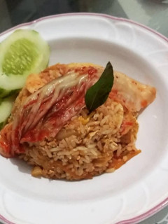 Foto resep Nasi Goreng Kimchi / Kimchi Bokkeumbap (김치 볶음밥)