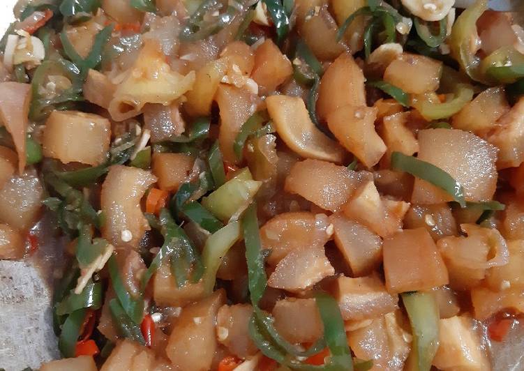 Kikil masak cabe hijau segar