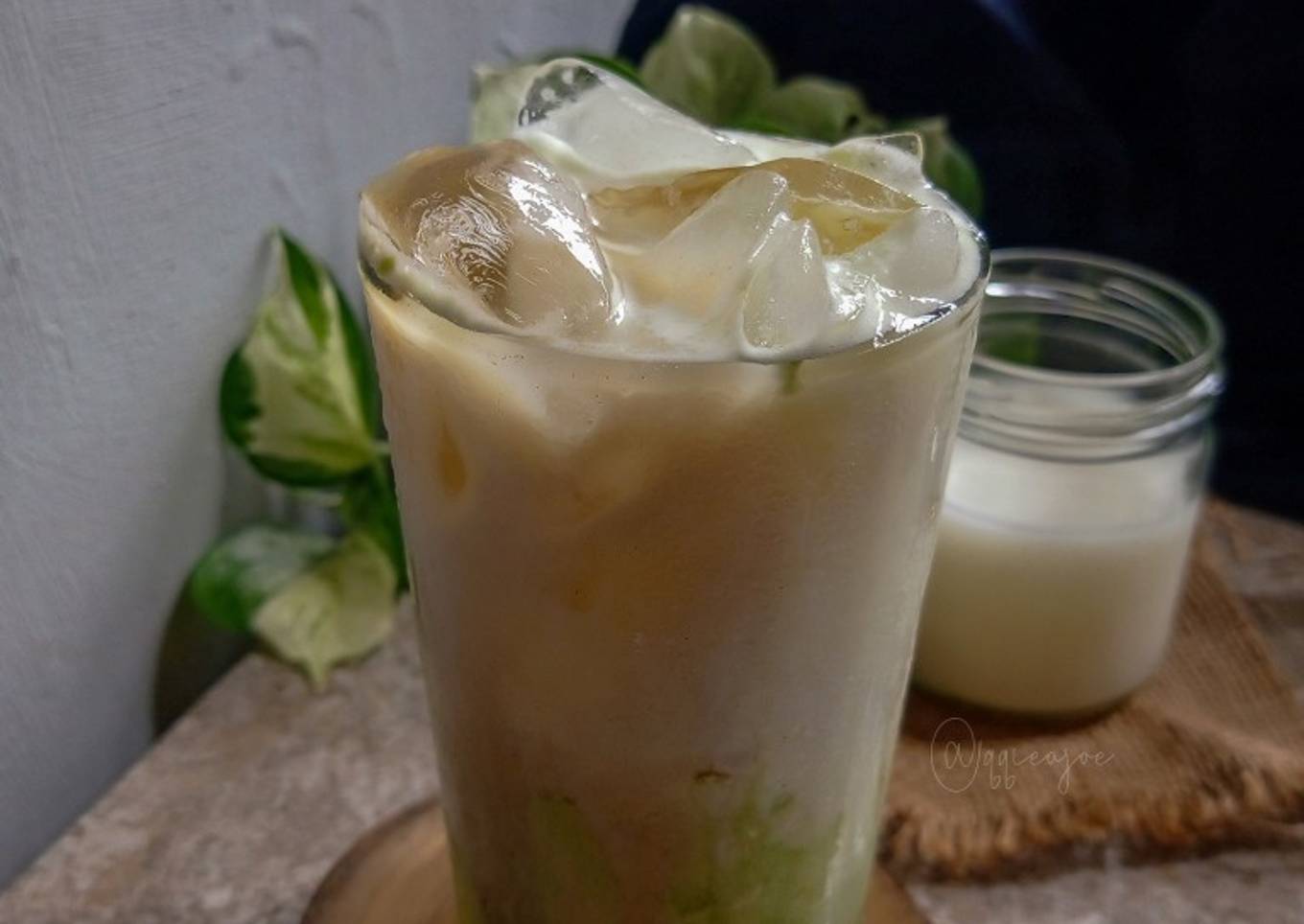 Matcha Milk Coffee Ice