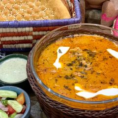 A picture of Boneless Chicken Handi.