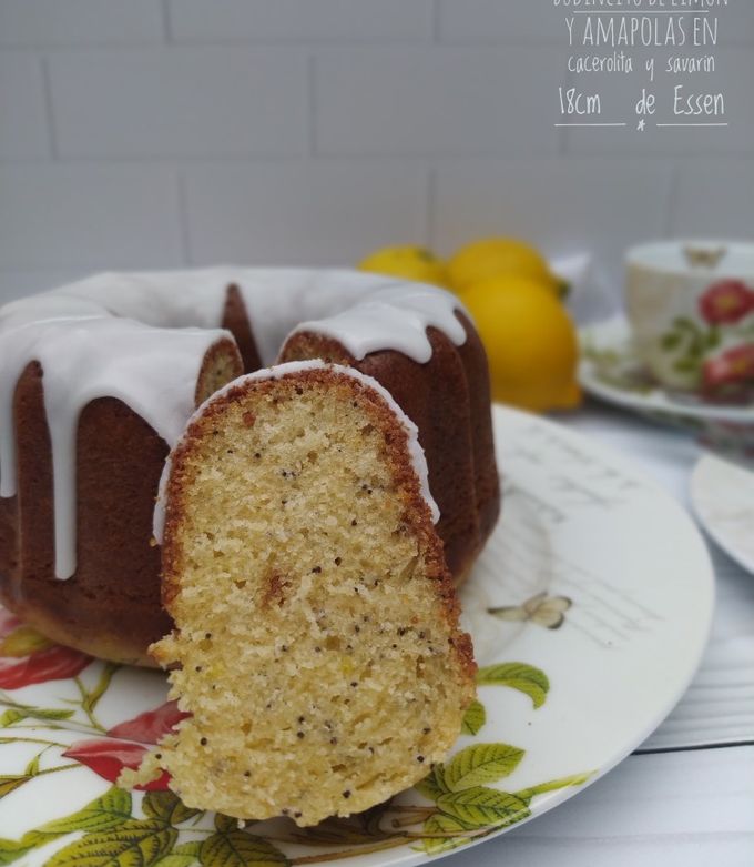 Budín De Limón Y Amapolas En Cacerola Y Savarin 18 Cm De Essen