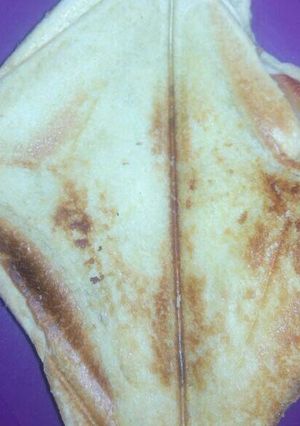 A picture of Toasted bread.