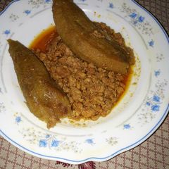 A picture of Karele qeema.