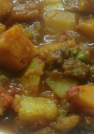Una foto de Cazuela de carne con verduras