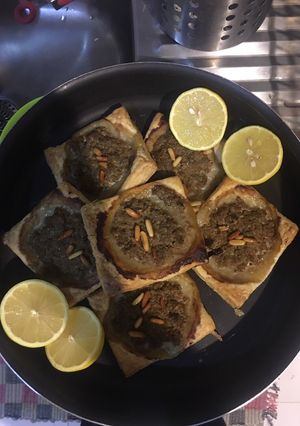 A picture of Ba'albek Sfiha with Puff Pastry.