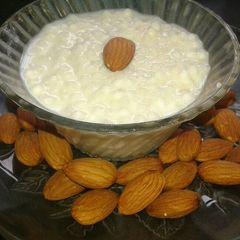 A picture of Rice kheer.