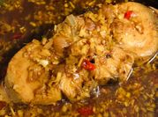 A picture of cá đuối kho