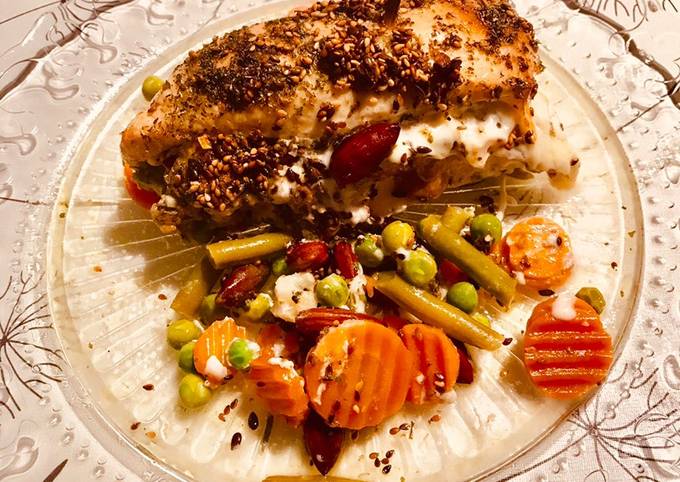 Sandwich (sans pain!) de poulet, lardon, fromage avec légumes