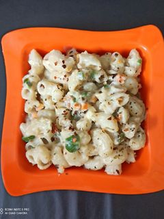 व्हाइट सॉस मैकरॉनी (white sauce macaroni recipe in Hindi) रेसिपी मुख्य फोटो