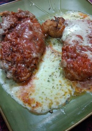 A picture of Crispy fried cheese chicken.