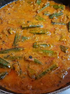 भिंडी मसाला (bhindi masala recipe in hindi) रेसिपी मुख्य फोटो