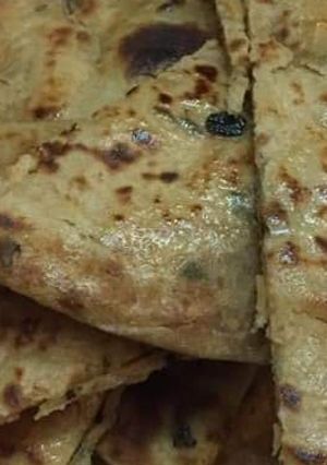 आलू परांठा मस्का मार कर रेसिपी मुख्य फोटो
