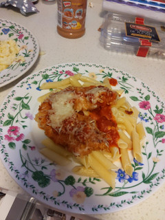 A picture of Chicken parmesan.