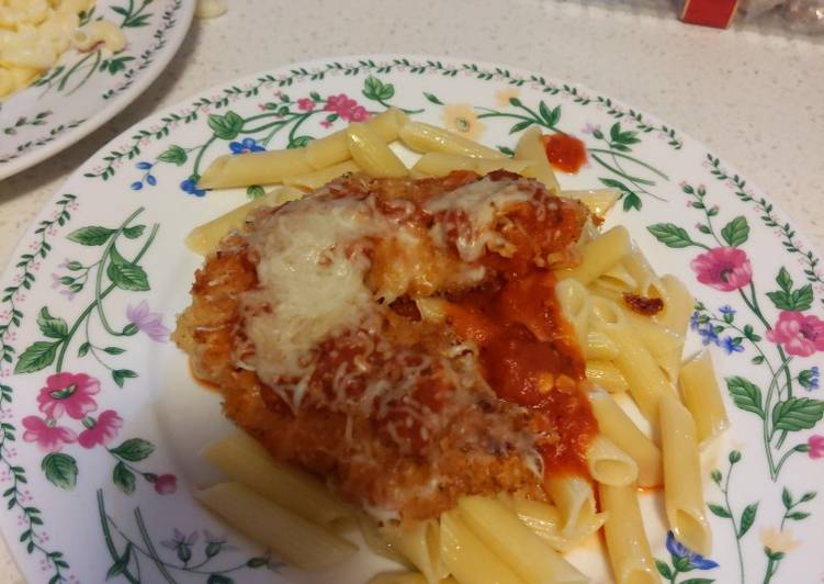 Chicken parmesan Chicken parmesan