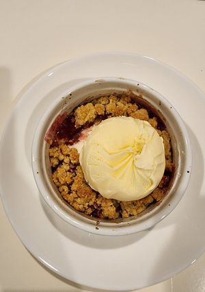 รูปของ ราสเบอรี่ครัมเบิ้ล Raspberry Crumble