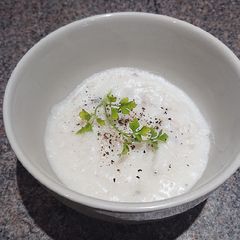 A picture of Rice and Chicken Porridge.