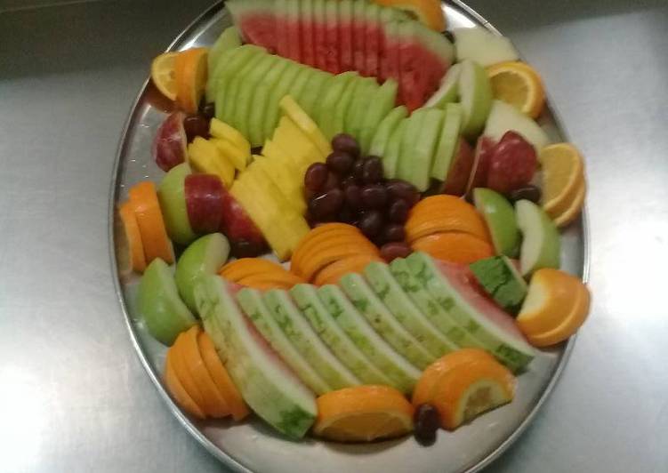 Recipe of Speedy Assorted fruit platter