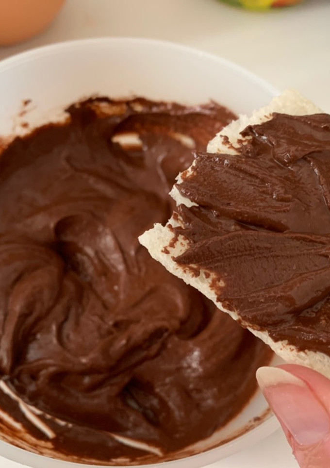 Una foto de Nutella casera fit, realmente light y sin azúcar, la mejor!!