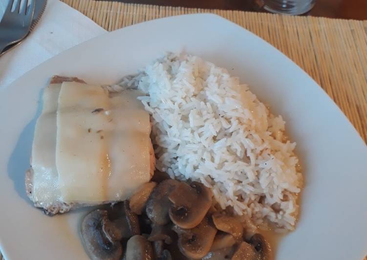 Salmón al, vino blanco con champiñones🥰