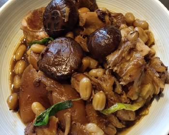 Fresh, Make Recipe Braised Pork Knuckle with Peanuts Very Delicious