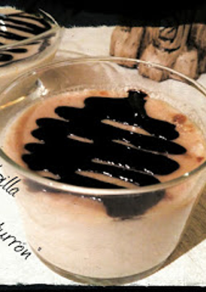 Una foto de Crema de turrón