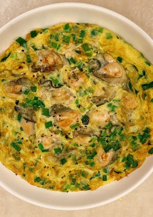 A picture of Chive and Oyster Omelette.