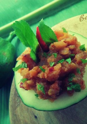 A picture of Bangladeshi Green and unripened papaya chutney/Bharta Recipe.