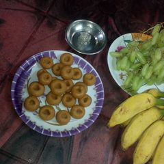 A picture of Nolen gurer sandesh.
