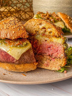 Una foto de Hamburguesas con pan casero